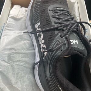 HOKA Bondi 7 - Men’s 9.5 - Black/White (NEW IN BOX)